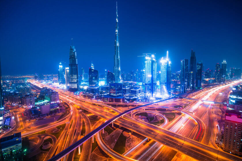 VISIT DUBAI: TOP 5 THINGS TO DO AND MUST-SEE ATTRACTIONS 3 Burj Khalifa 840x560 1