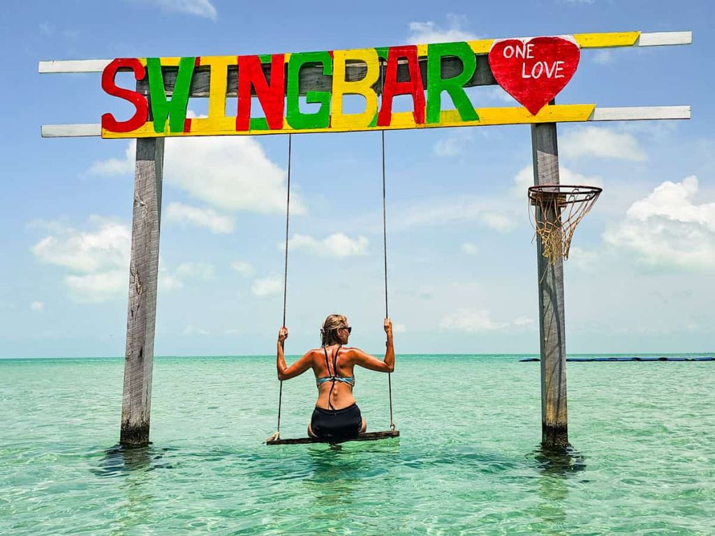 Snorkeling, Secret Beaches & Where To Eat 80 swing bar secret beach 05